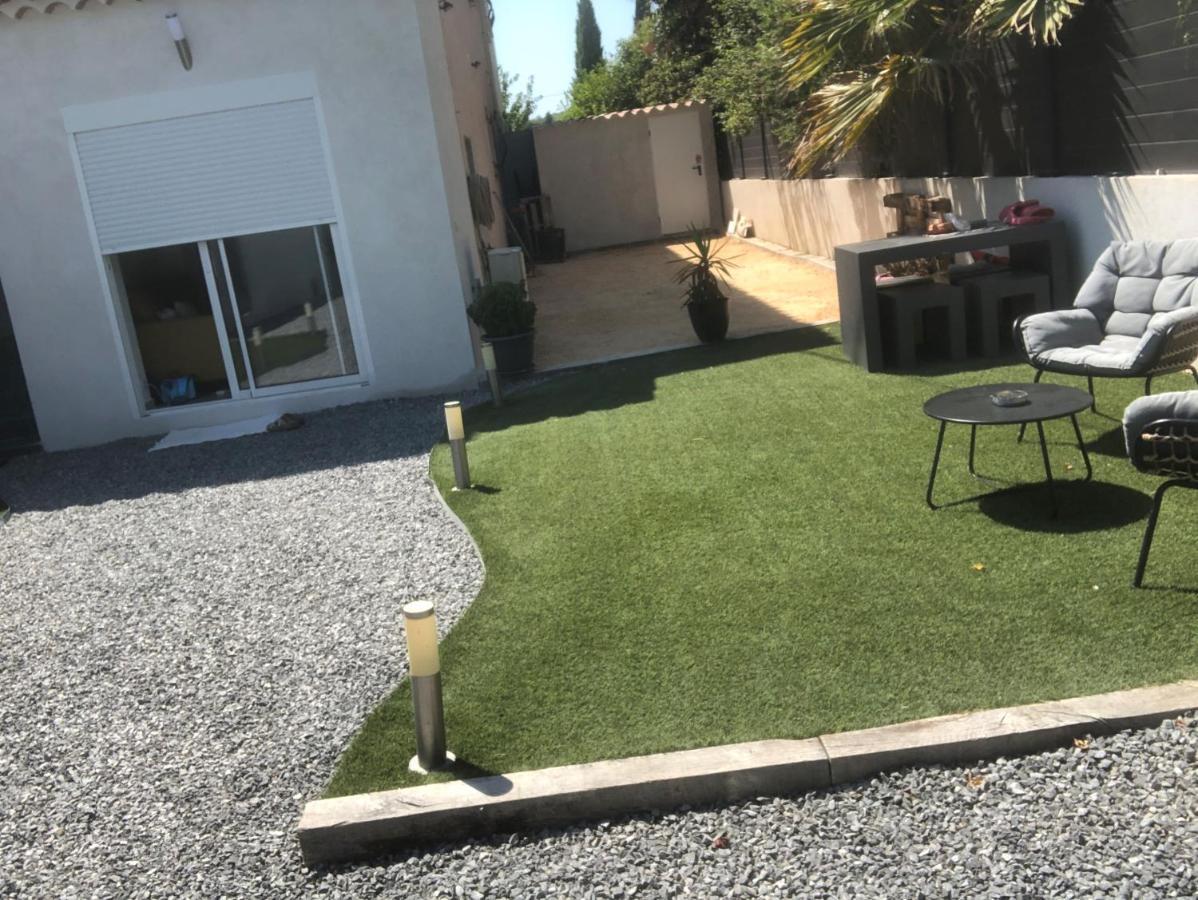 Charmant Studio dans villa - parking - jardin La Seyne-sur-Mer Bagian luar foto